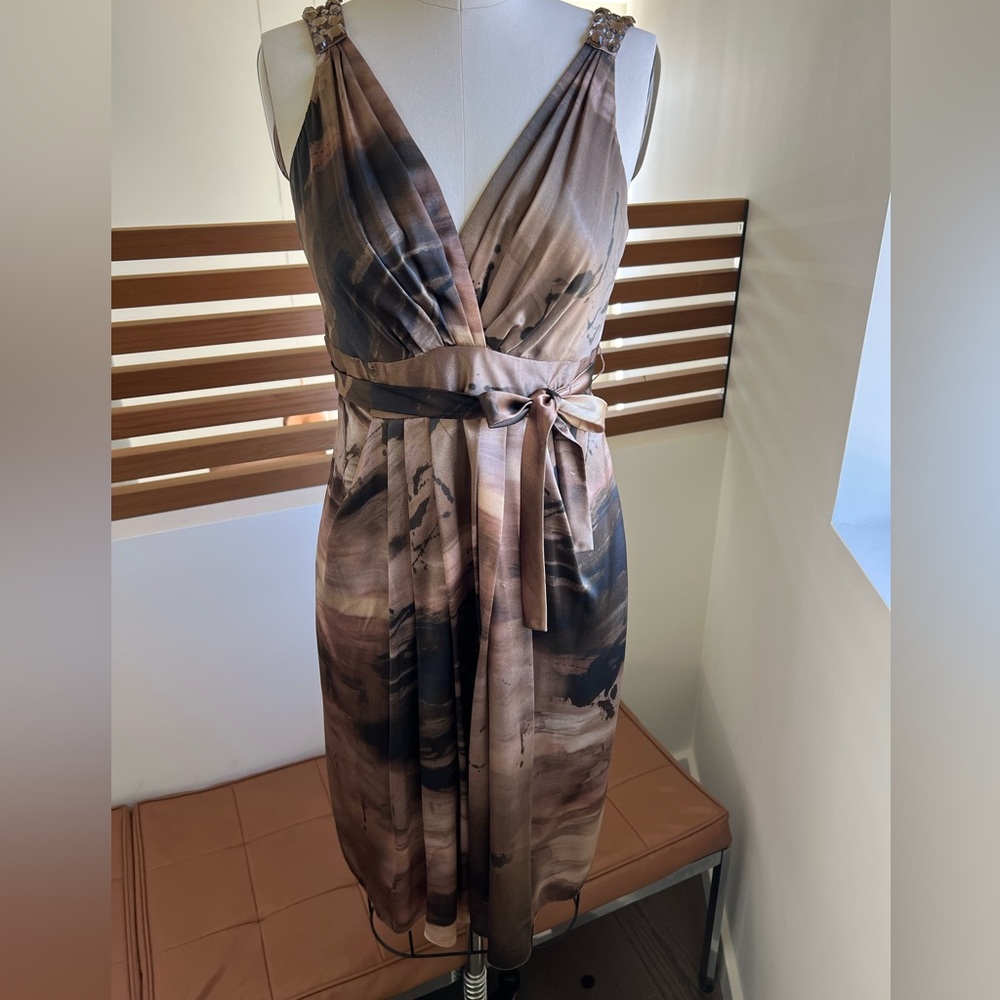 Teri Jon cocktail dress in an abstract brown and beige watercolor print. Size 10